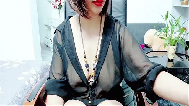 Miu-Le online show from July 1, 2026, 7:25 pm