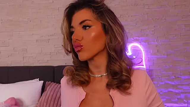 ClaraHazel online show from March 26, 2026, 9:40 am