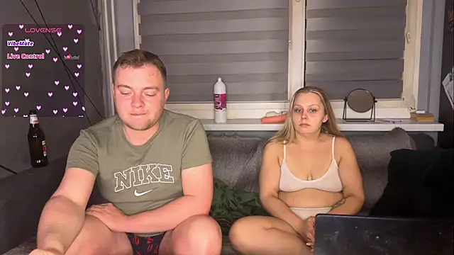 Snapshot of hot____________couple chatting on March 20, 2026, 6:53 pm hot couple online show from March 20, 2026, 6:53 pm