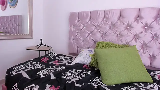 Darsha Hara online show from March 14, 2025, 9:32 pm