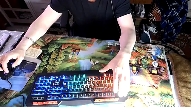 Snapshot of oleg1984 chatting on September 17, 2025, 8:33 pm oleg1984 online show from September 17, 2025, 8:33 pm