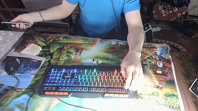 Snapshot of oleg1984 chatting on January 13, 2026, 3:38 pm oleg1984 online show from January 13, 2026, 3:38 pm