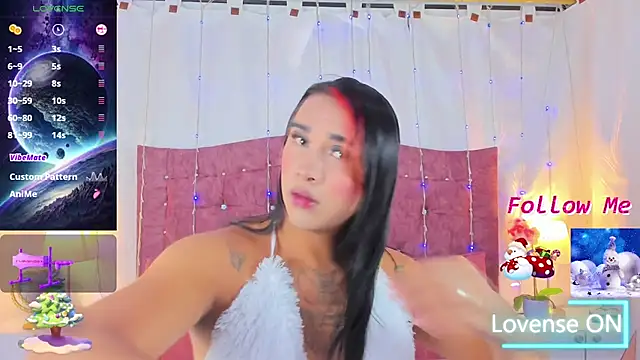 CristalSofiaHOT online show from December 17, 2025, 1:49 pm