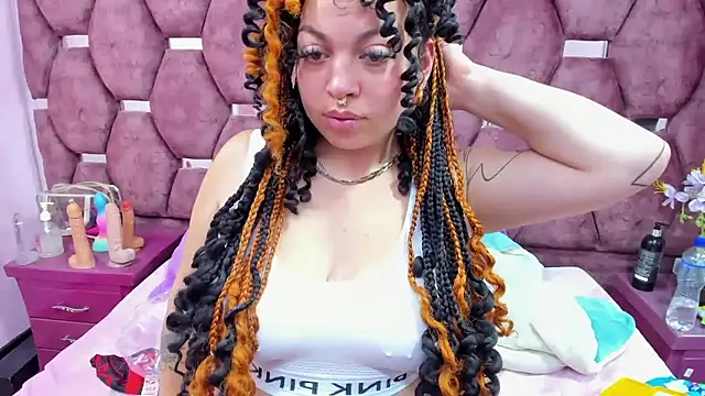 Cocoo Nuth online show from January 10, 2026, 2:18 am