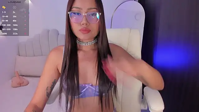 Snapshot of AmberLewis_ chatting on February 11, 2026, 10:31 pm AmberLewis online show from February 11, 2026, 10:31 pm