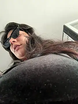 AmberGreyy  online show from July 23, 2026, 7:54 pm