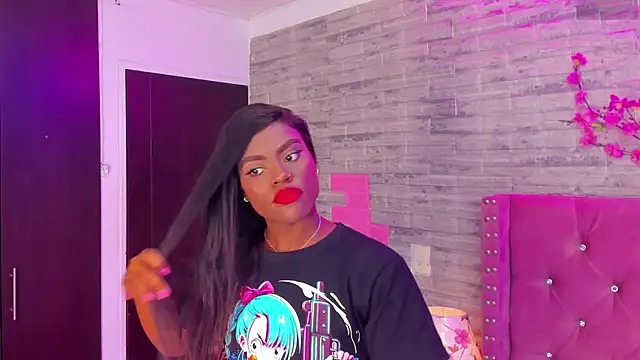 Snapshot of IsabellaBromsS chatting on February 17, 2025, 8:27 pm IsabellaBromsS online show from February 17, 2025, 8:27 pm