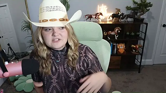 Snapshot of rodeobrii chatting on October 28, 2025, 1:50 am rodeobrii online show from October 28, 2025, 1:50 am