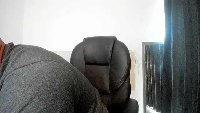 Teilor Creed online show from November 8, 2025, 8:23 pm