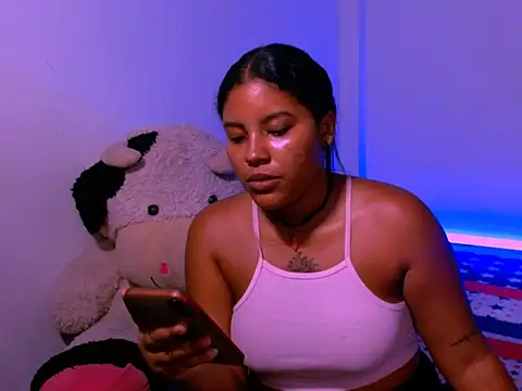 ladypussy69 online show from November 11, 2025, 3:45 am