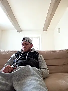 incr18 online show from February 12, 2026, 11:21 am