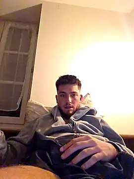 incr18 online show from April 1, 2026, 8:39 pm