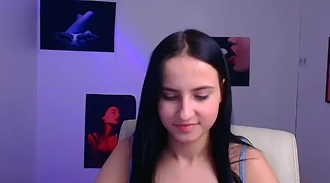 Snapshot of Sara_djefri chatting on February 1, 2025, 3:28 pm Sara djefri online show from February 1, 2025, 3:28 pm