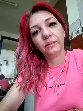 Snapshot of Evadesirex46 chatting on June 25, 2026, 5:23 am Evadesirex46 online show from June 25, 2026, 5:23 am