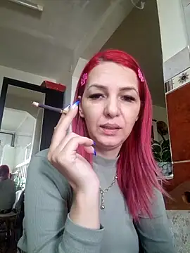 Snapshot of Evadesirex46 chatting on May 7, 2026, 7:34 am Evadesirex46 online show from May 7, 2026, 7:34 am