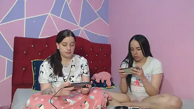 Lola barbara online show from April 11, 2026, 12:42 pm