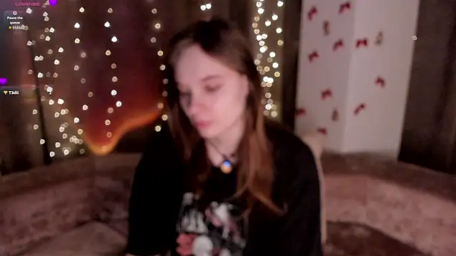 NaokoStifel online show from February 15, 2026, 1:06 am