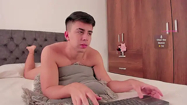 jordanmuskk online show from November 8, 2025, 1:36 pm