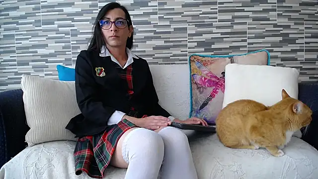 VioletaGomezCo online show from September 30, 2025, 1:06 pm