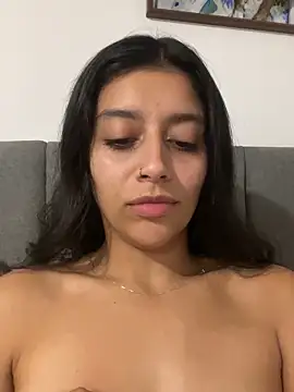 BrittanyDiaz online show from March 5, 2026, 7:05 am