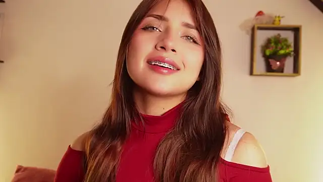 Sophy SmileSweet online show from December 23, 2025, 5:51 am