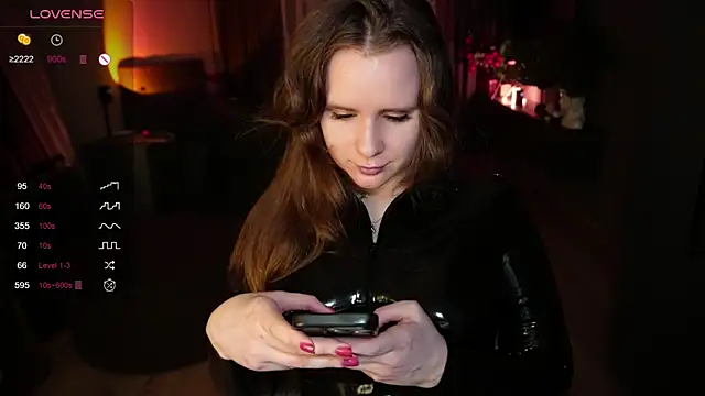 Jantrlatex online show from May 21, 2026, 9:34 pm