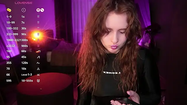 Snapshot of Jantrlatex chatting on February 15, 2026, 9:25 pm Jantrlatex online show from February 15, 2026, 9:25 pm