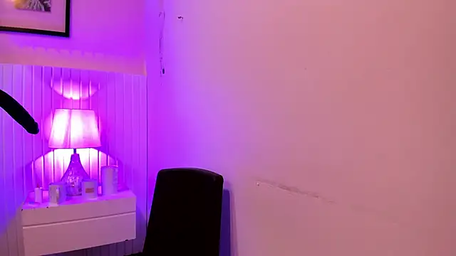 Anniee boobs online show from May 30, 2026, 3:35 am