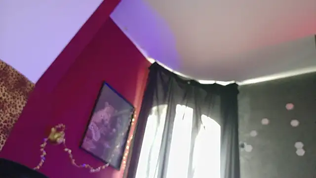 alissa4blonde online show from May 11, 2026, 5:09 am