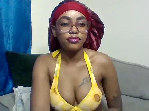 Snapshot of _crystal_princesss chatting on April 28, 2026, 1:26 am crystal princesss online show from April 28, 2026, 1:26 am