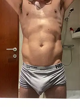 Mysteriousman83 online show from February 1, 2025, 12:37 pm