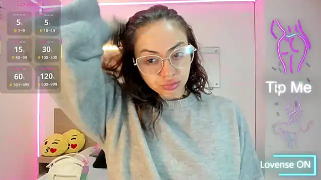 Snapshot of april_dumont chatting on September 16, 2025, 11:55 am april dumont online show from September 16, 2025, 11:55 am