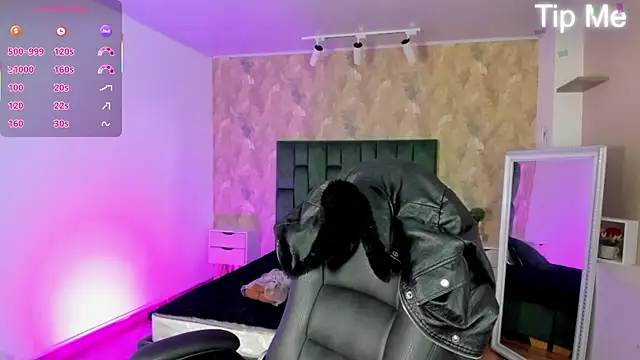 april dumont online show from February 24, 2026, 11:11 am