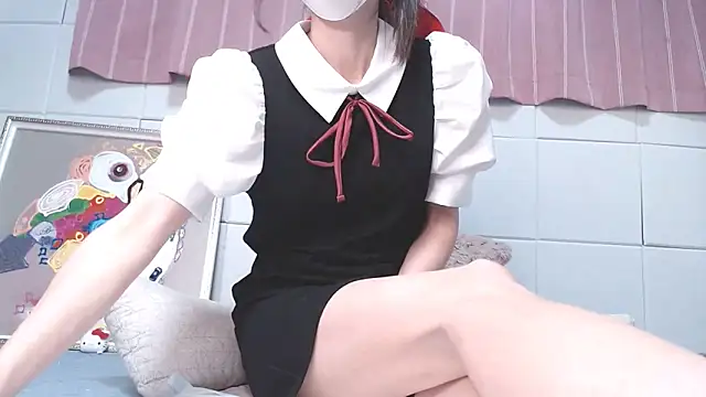 yusa0919 online show from December 6, 2024, 11:52 pm