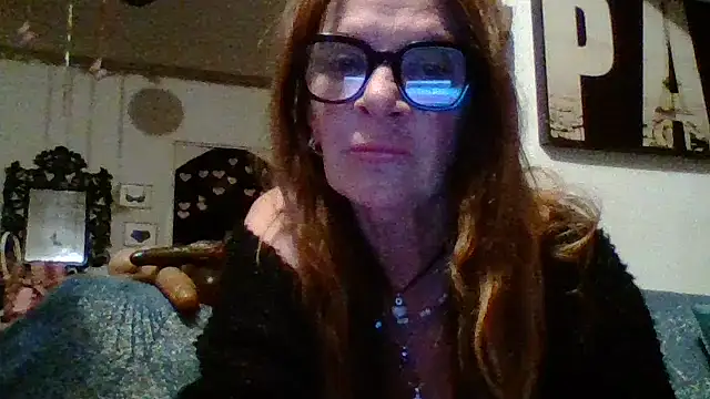 gildamilf online show from May 21, 2026, 8:17 pm