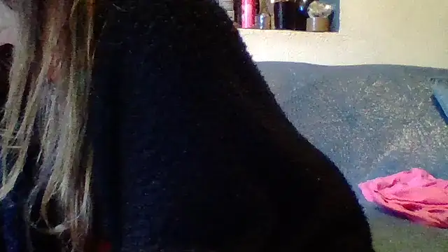 gildamilf online show from May 14, 2026, 6:05 pm