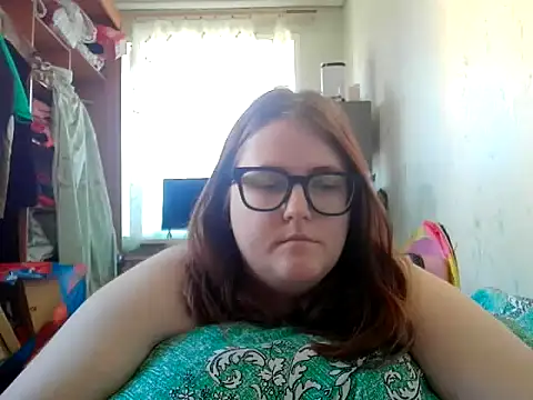 DesireMelissa online show from June 26, 2026, 5:02 am