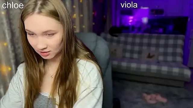 ChloeMillerMeow online show from November 10, 2025, 3:06 pm