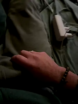 Snapshot of AreiasTuga chatting on November 17, 2025, 10:58 pm AreiasTuga online show from November 17, 2025, 10:58 pm