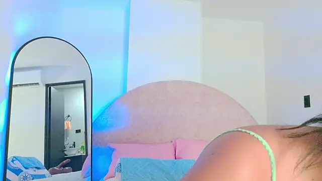 sh malala online show from November 25, 2025, 7:14 pm