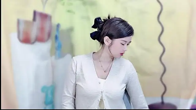 VIWVI online show from April 23, 2026, 5:25 am