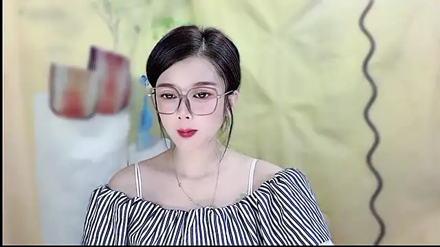 VIWVI online show from April 27, 2026, 3:59 am