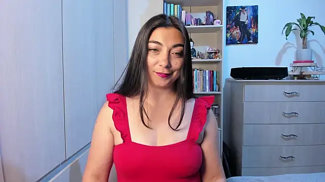 Karla hernandez  online show from July 24, 2026, 10:44 am