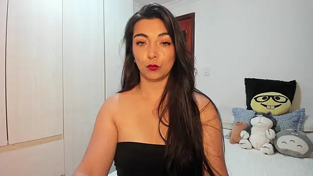 Snapshot of Karla_hernandez_ chatting on June 2, 2026, 10:37 am Karla hernandez online show from June 2, 2026, 10:37 am