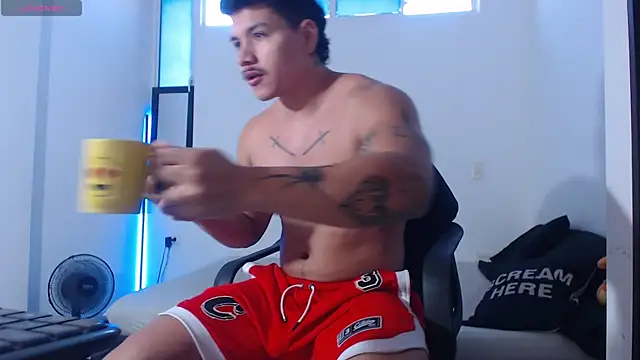 Snapshot of paulo_allen chatting on December 18, 2025, 1:04 pm paulo allen online show from December 18, 2025, 1:04 pm