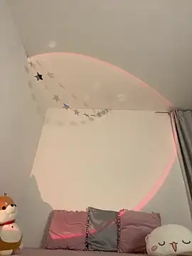 montmariana online show from February 24, 2025, 12:09 am