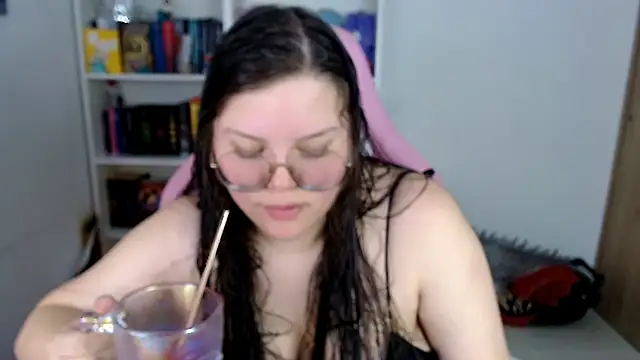 Gabiwaifu online show from March 15, 2026, 8:16 pm