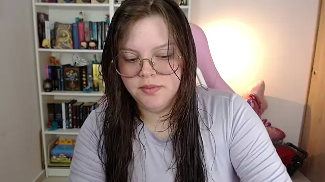 Gabiwaifu online show from June 7, 2026, 5:40 pm