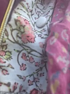 Priya Bong online show from February 4, 2026, 2:17 am