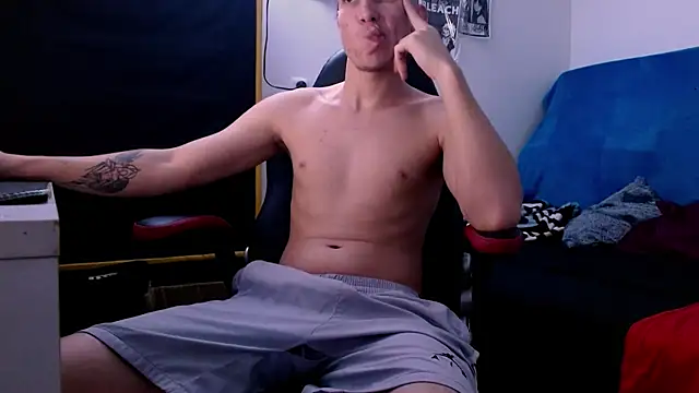 Snapshot of deividcloud36 chatting on February 6, 2026, 9:33 pm deividcloud36 online show from February 6, 2026, 9:33 pm